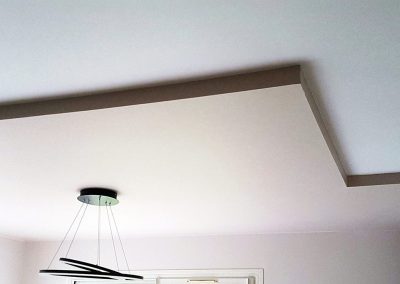 plafond-en-relief-coloré